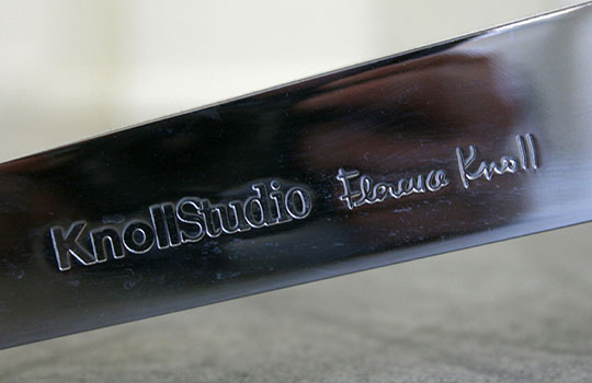 Signature Florence Knoll